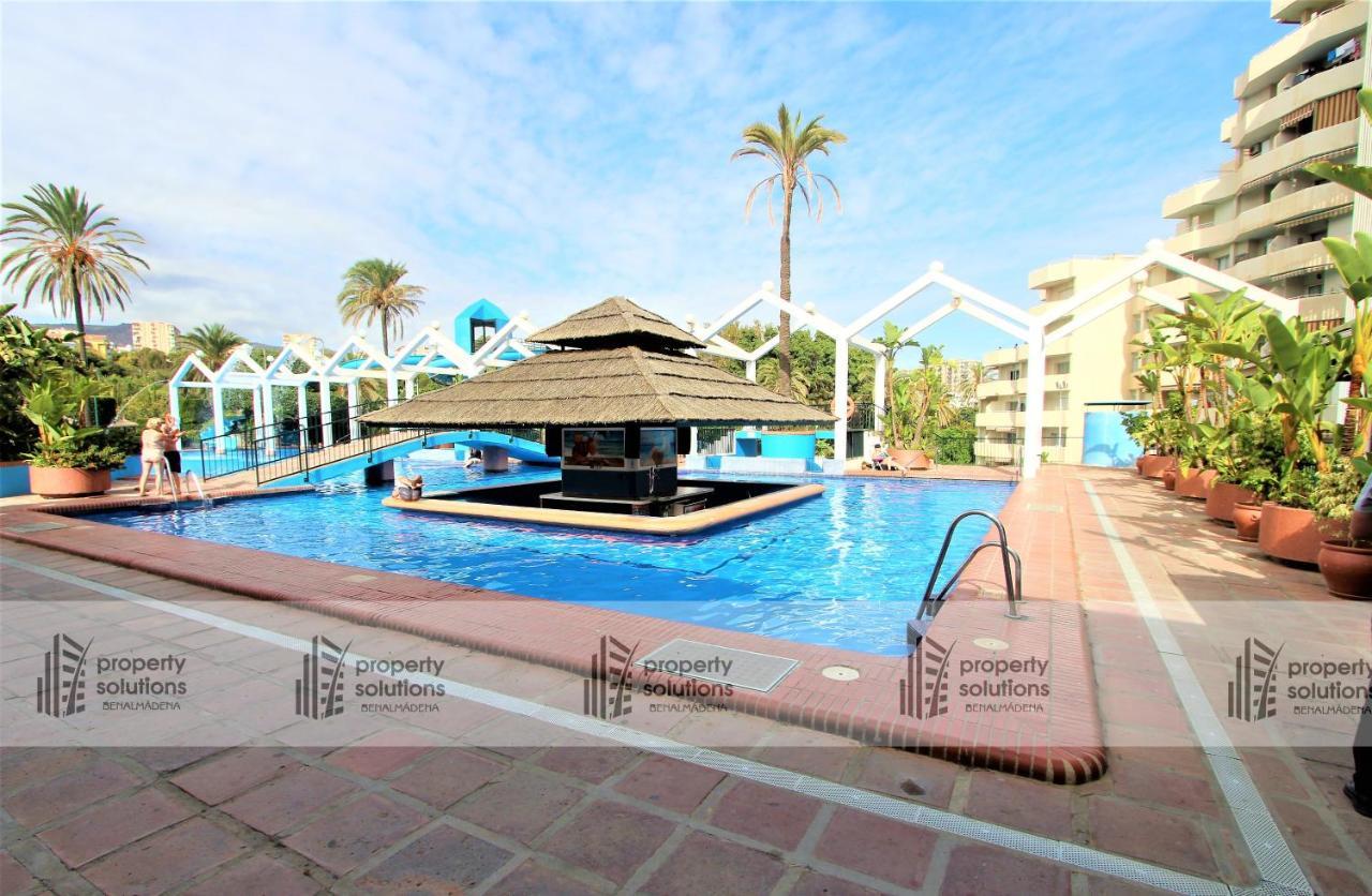 Apartamento Benalbeach. Apartamento Con Vista Al Mar. Piscina Todo El Año. Primera Linea De Playa. Benalmádena