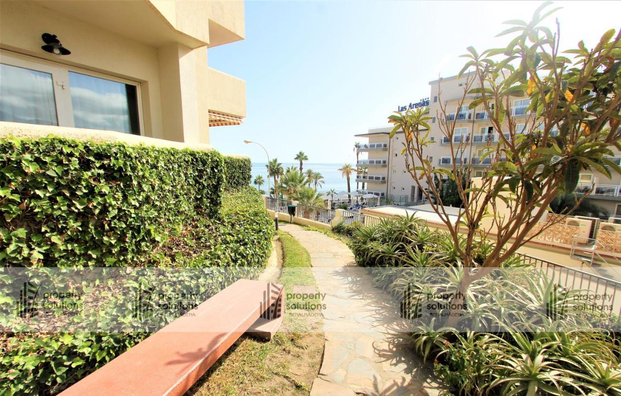 Apartamento Benalbeach. Apartamento Con Vista Al Mar. Piscina Todo El Año. Primera Linea De Playa. *